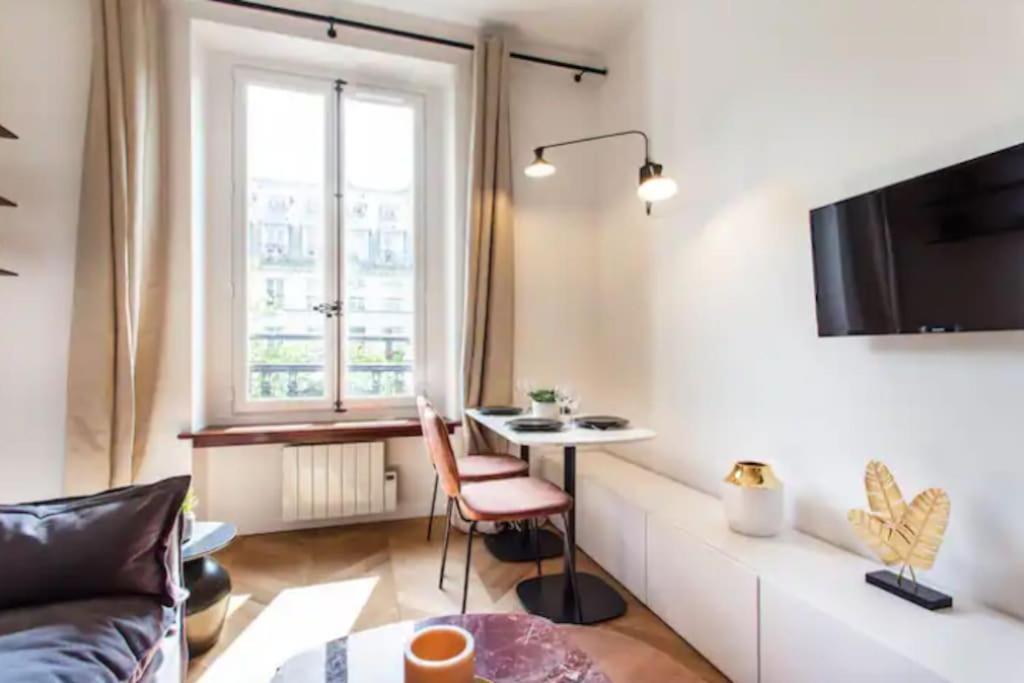Tronchet 1g Appartement Paris